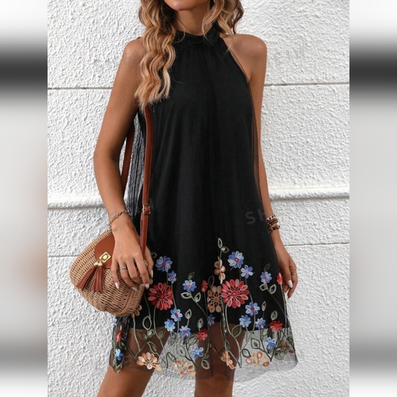 Stylish Mesh Overlay Swing Dress - Picture 1 of 8